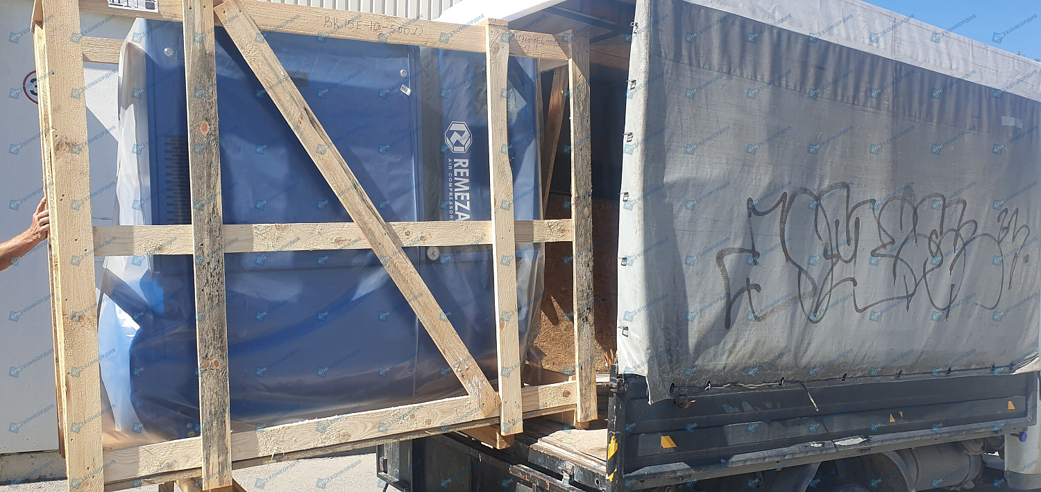 Отгрузка винтового компрессора Remeza ВК15Е-10-500Д в г. Симферополь
